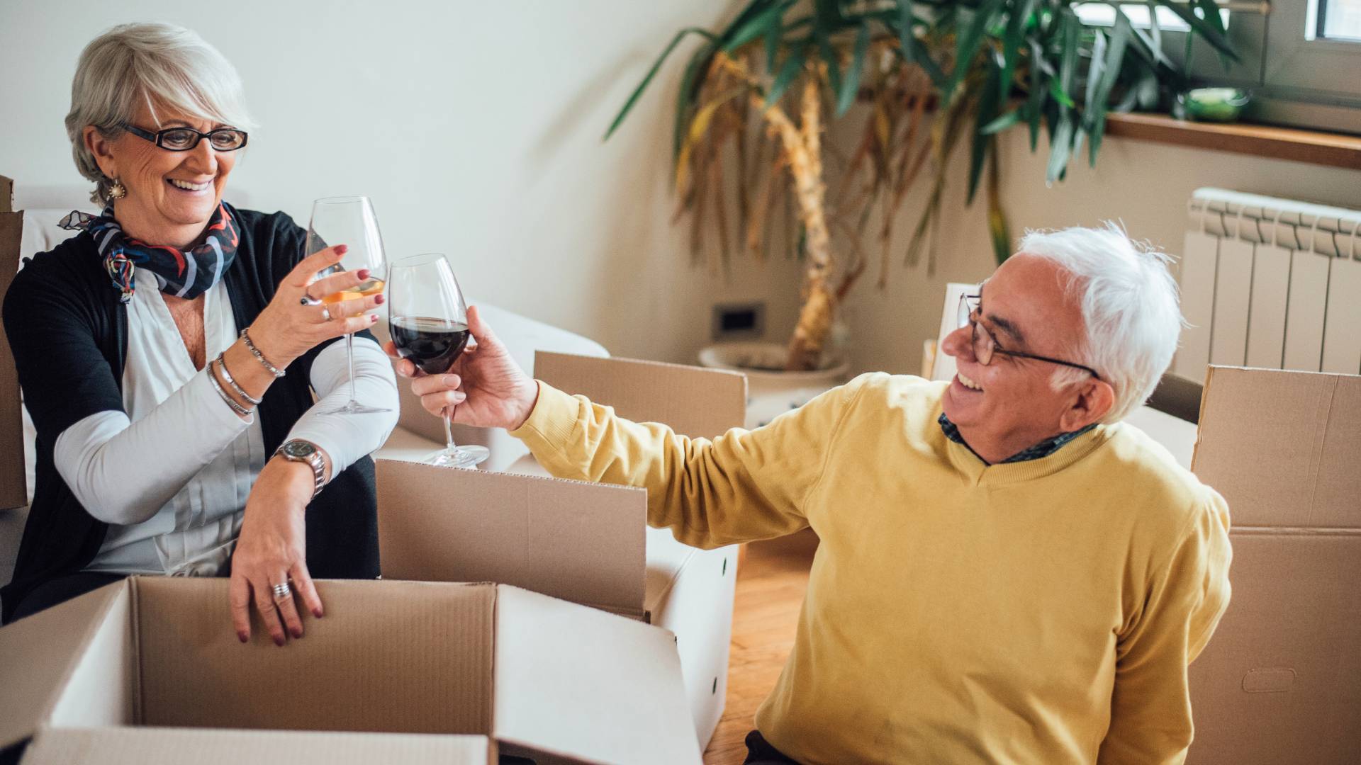 Moving Elderly Parents Out of Their Home: 5 Tips